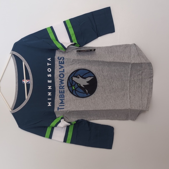 NBA UNK Tops - NBA UNK Minnesota Timberwolfs Women's sz M T-Shirt Raglan Baseball 3/4 Sleeve